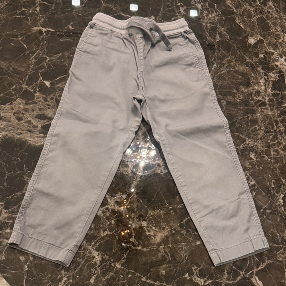 NWOT Crewcuts Light Gray Kids pull on chinos pants 5y